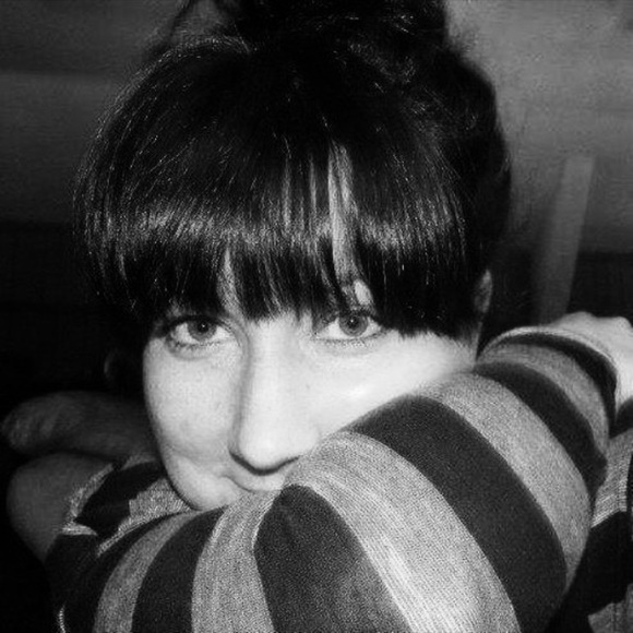 Meet your Posher, Leanne - Picture 1 of 1